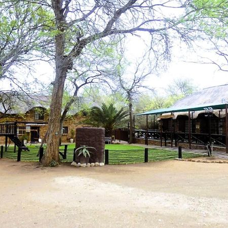 Weltevrede Lodge - Self Catering Houses Marloth Park Exterior foto